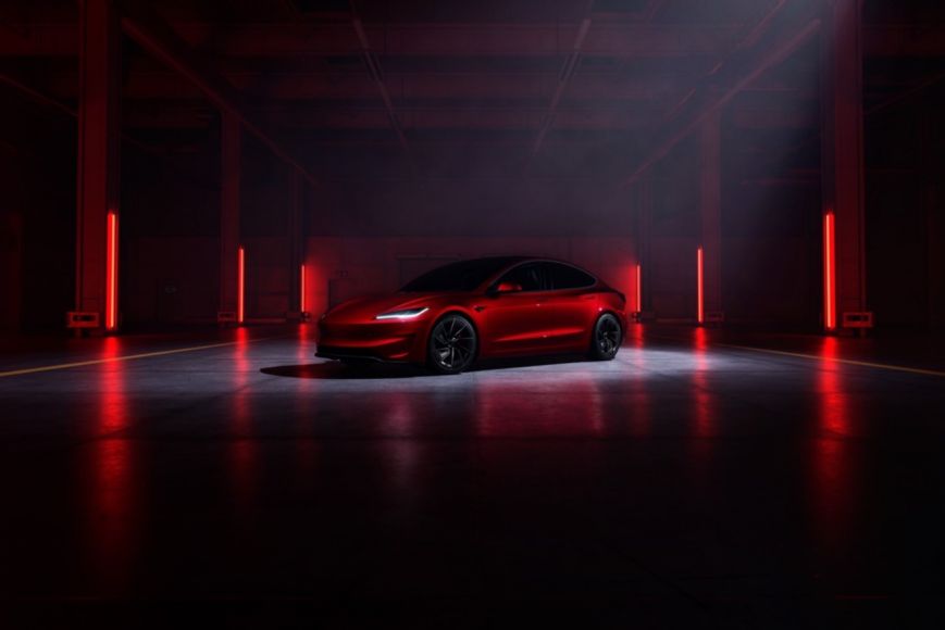Tesla Model 3 Performance