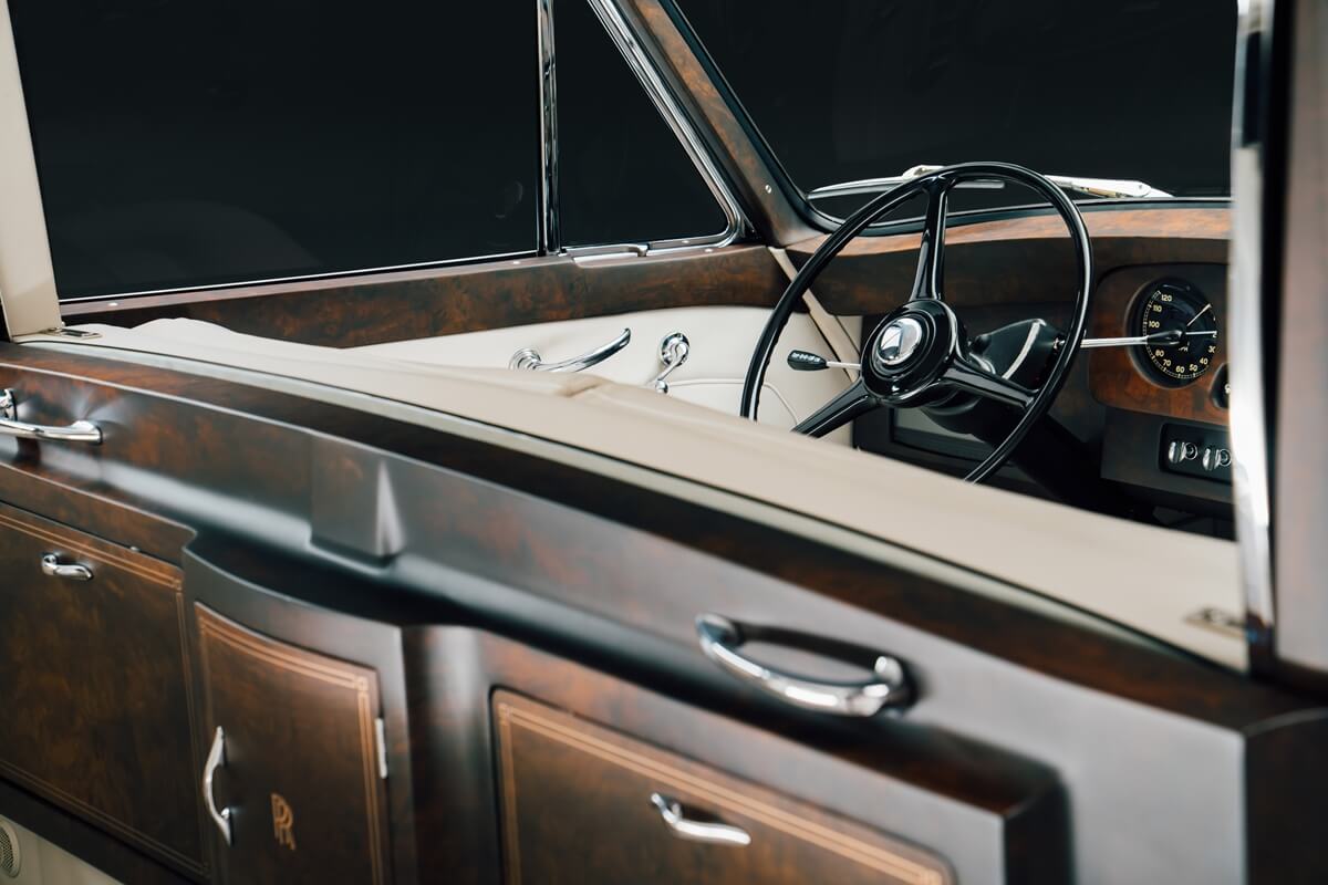 Phantom V interior
