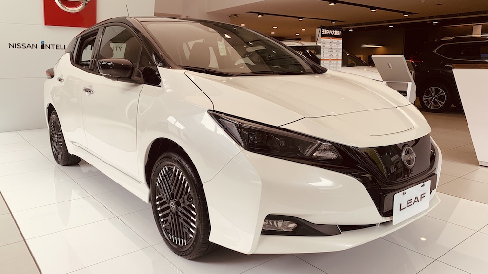 NISSAN LEAF