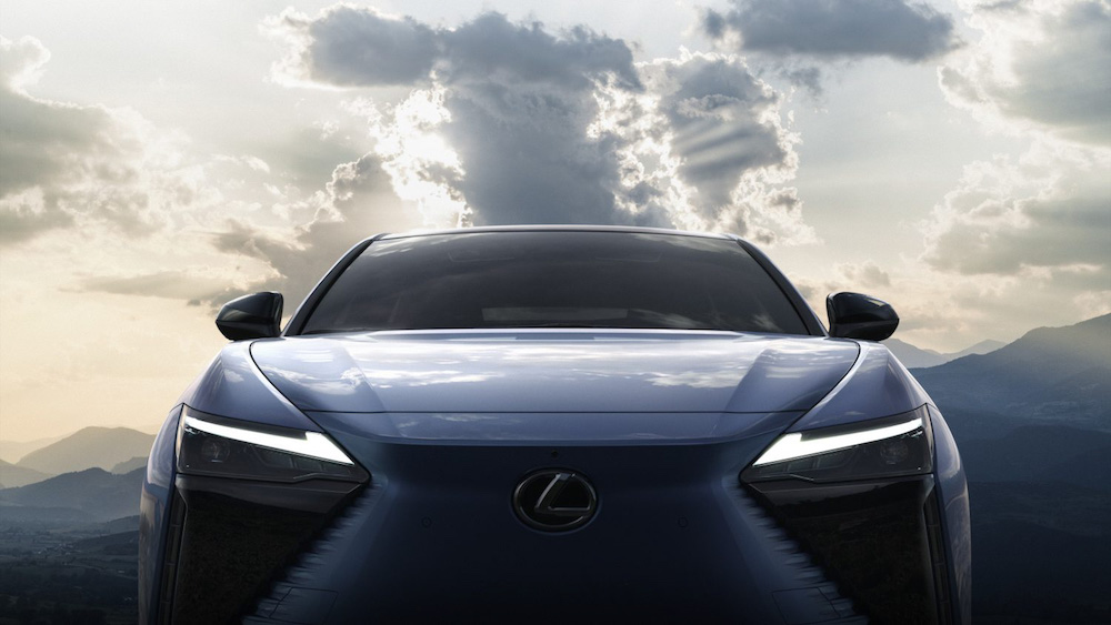 Lexus RZ450e