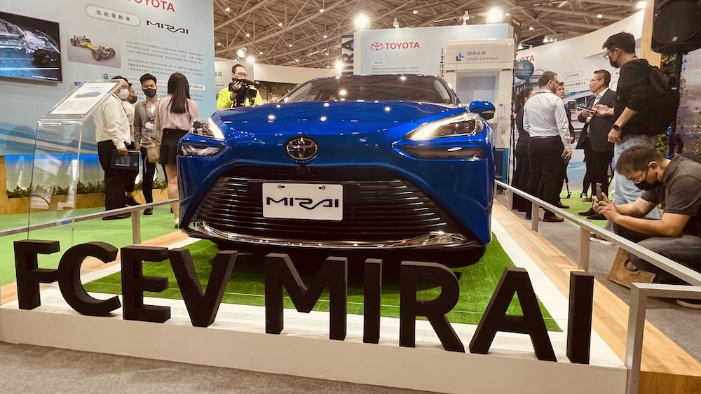 TOYOTA MIRAI