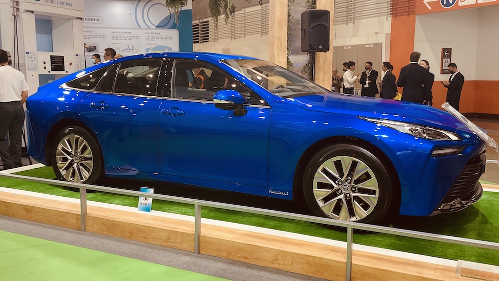 TOYOTA MIRAI