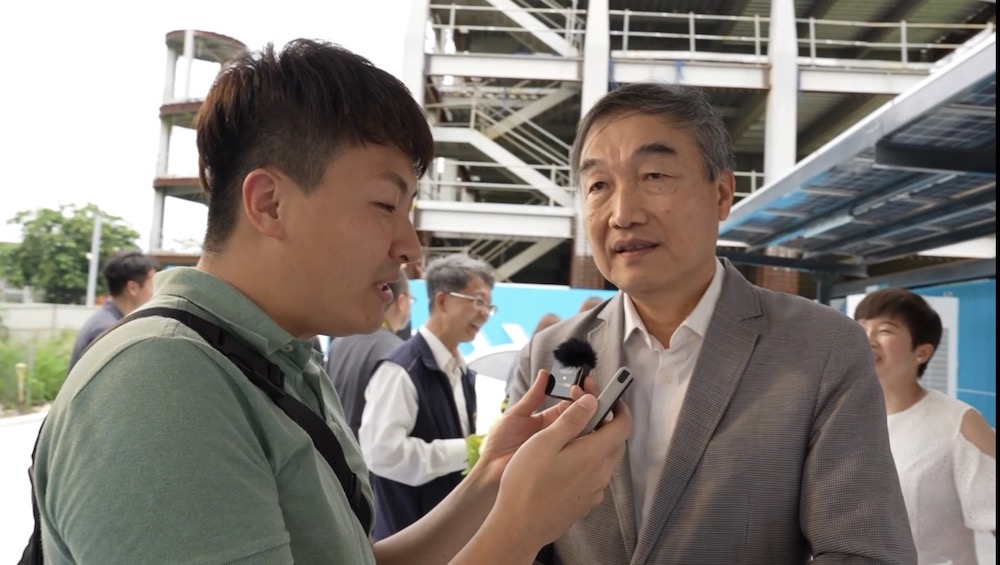 台中副市長黃國榮與電車未Ellis