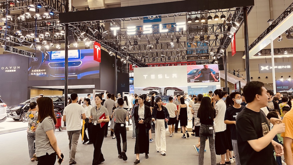 現在深圳入手Model 3新台幣百萬有找