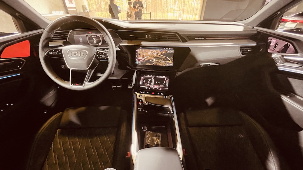 Audi Q8 e-tron的豪華科技內裝